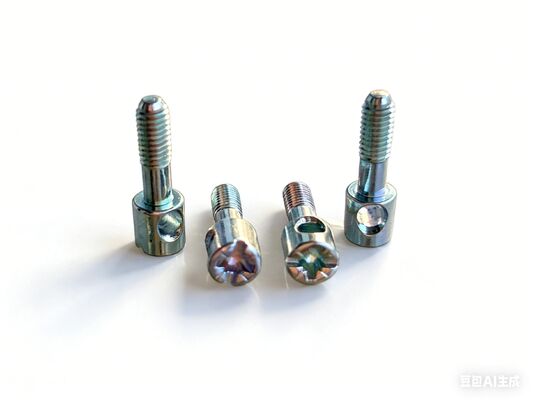 مسامير العدادات الكهربائية ذات الخيوط الخشنة الفضة 2.0mm حجم الثقب حلول التثبيت القوية لتركيبات العدادات الكهربائية