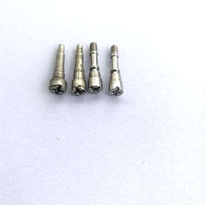 مشبك برأس بارد متعدد السلك M4x20 طلاء زنك غير قياسي