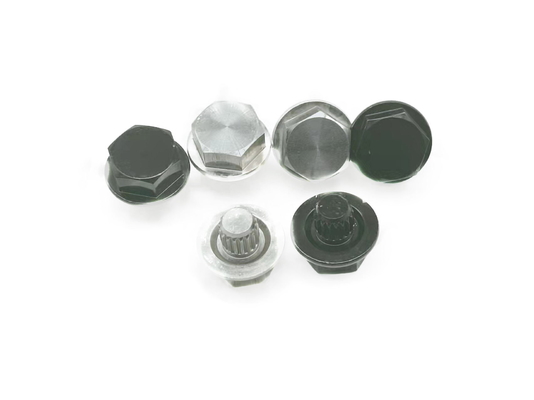 الأسود CNC مخرطة تحول أجزاء عرافة المكسرات 7x14mm العلاج الكهربائي