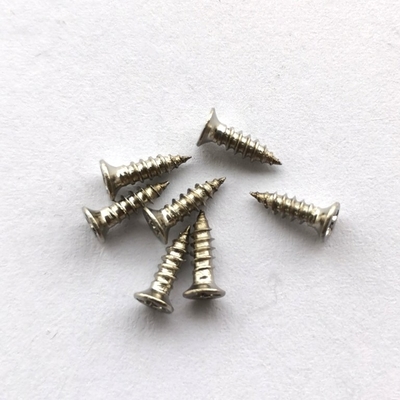 مسامير معدنية ذاتية الحفر M4.2x32 غاطسة للخرسانة