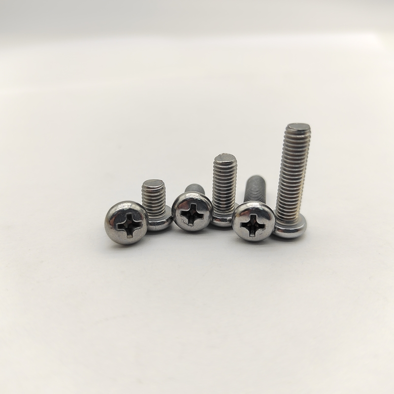 مسامير آلية برأس مقلاة فيليبس من الفولاذ المقاوم للصدأ 304 A2-70 DIN 7985